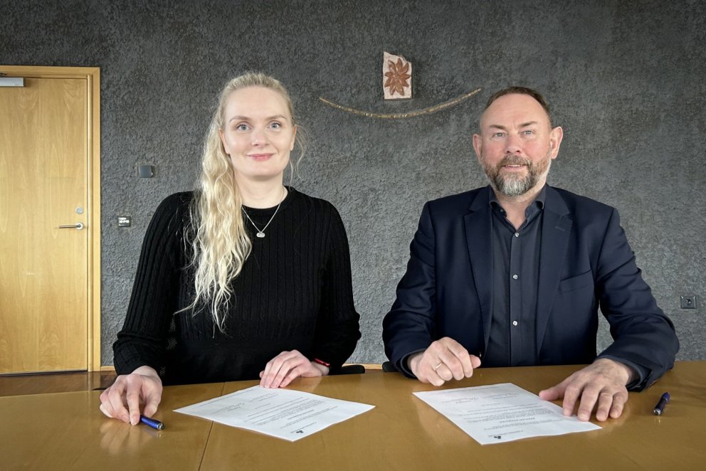 Dana Rán Jónsdóttir, verkefnastjóri Vísindaskólans og Eyþór Björnsson, forstjóri Norðurorku.