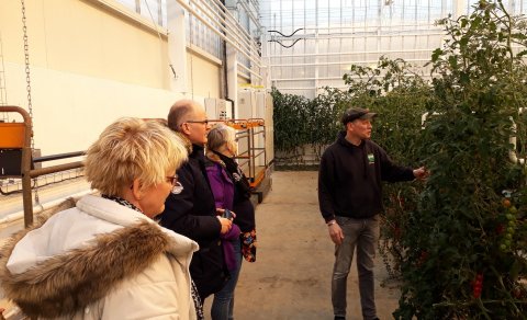 Faghópur 3 í heimsókn í garðyrkjustöðinni að Hveravöllum í Reykjahverfi.